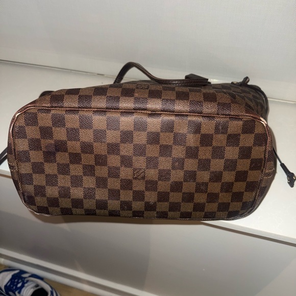 Louis Vuitton Brown Neverfull MM - pink interior with dust bag included! - Picture 3 of 9